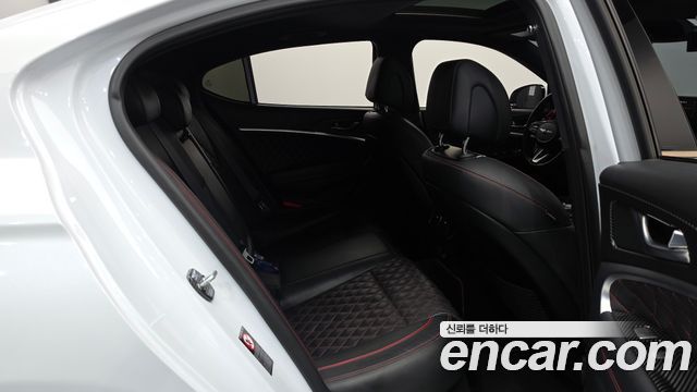 Genesis G70 3.3T Sport Prestige 2019 — фото 16