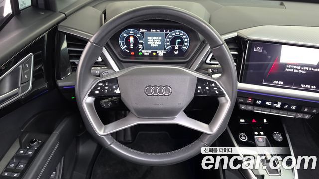 Audi Q4 e-tron (F4) 40 2022 — фото 18