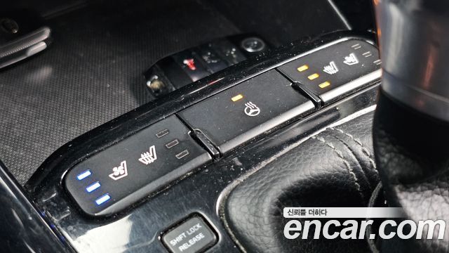 Kia Stonic Diesel 1.6 Prestige 2019 — фото 17