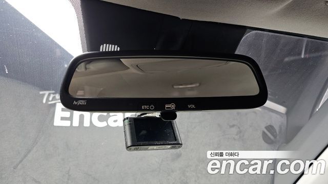 Kia Stonic Diesel 1.6 Prestige 2019 — фото 18