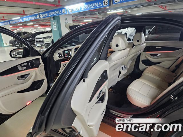 Mercedes-Benz E-Class (W213) E220d 4MATIC AMG Line 2021 — фото 8
