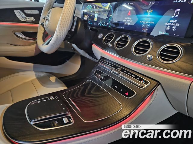 Mercedes-Benz E-Class (W213) E220d 4MATIC AMG Line 2021 — фото 9