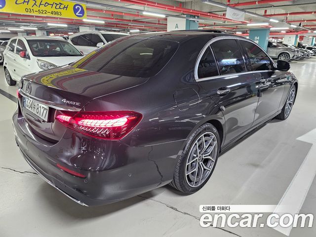 Mercedes-Benz E-Class (W213) E220d 4MATIC AMG Line 2021 — фото 14