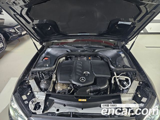 Mercedes-Benz E-Class (W213) E220d 4MATIC AMG Line 2021 — фото 18