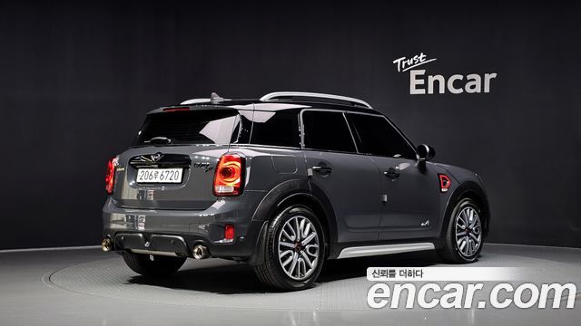 MINI Cooper SD Countryman ALL4 2nd 2019 — фото 2