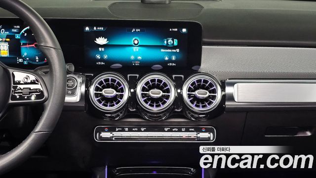 Mercedes-Benz GLB-Class (X247) GLB200 d 2021 — фото 16