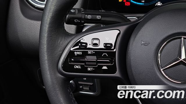 Mercedes-Benz GLB-Class (X247) GLB200 d 2021 — фото 17