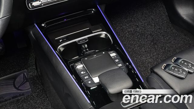 Mercedes-Benz GLB-Class (X247) GLB200 d 2021 — фото 20