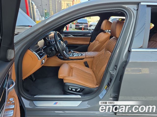 BMW 7 Series (G11) 745Le iPerformance M Sport 2020 — фото 7