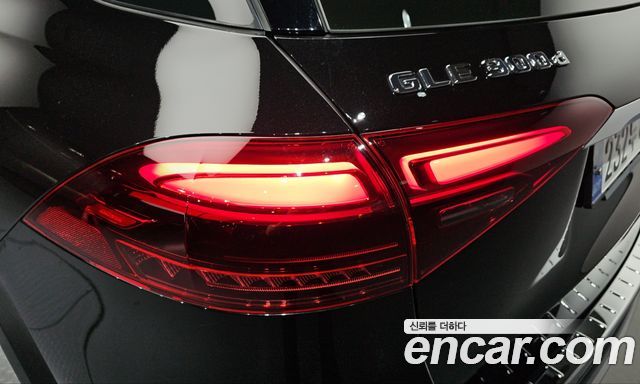 Mercedes-Benz GLE-Class (W167) GLE300d 4MATIC 2025 — фото 23