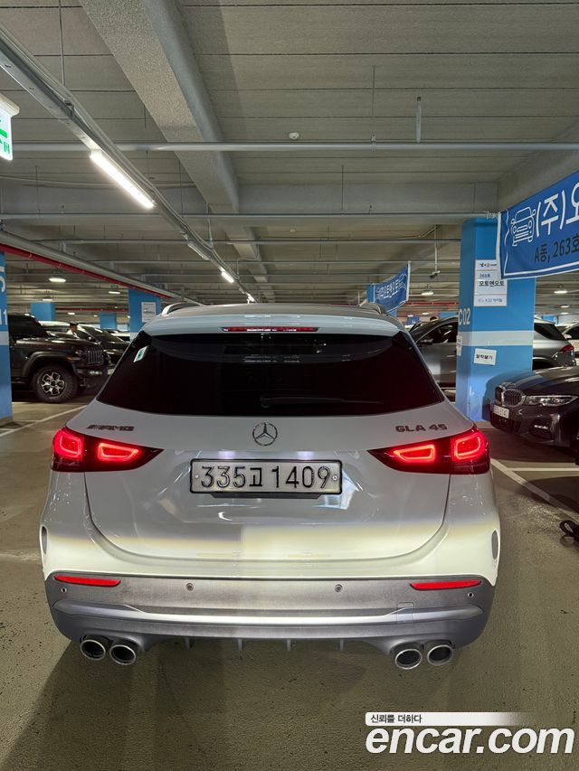 Mercedes-Benz GLA-Class (H247) GLA45 AMG 4MATIC+ 2022 — фото 4