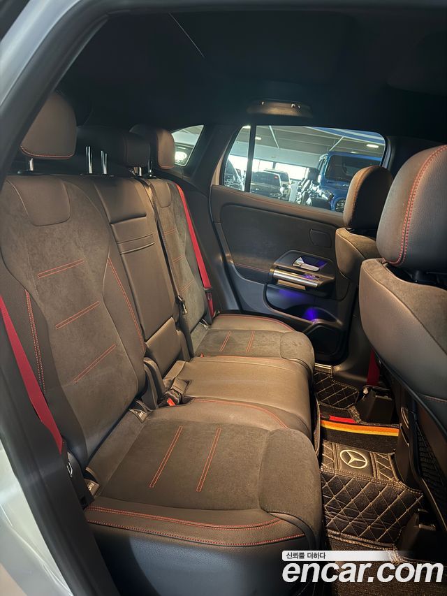 Mercedes-Benz GLA-Class (H247) GLA45 AMG 4MATIC+ 2022 — фото 10