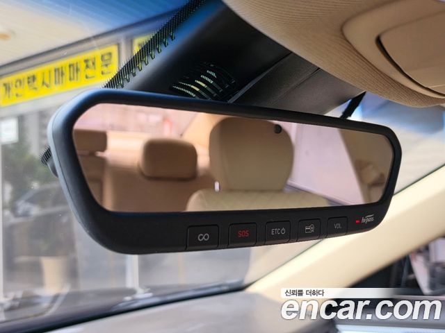 Genesis G80 2.2D AWD Premium Luxury 2018 — фото 21