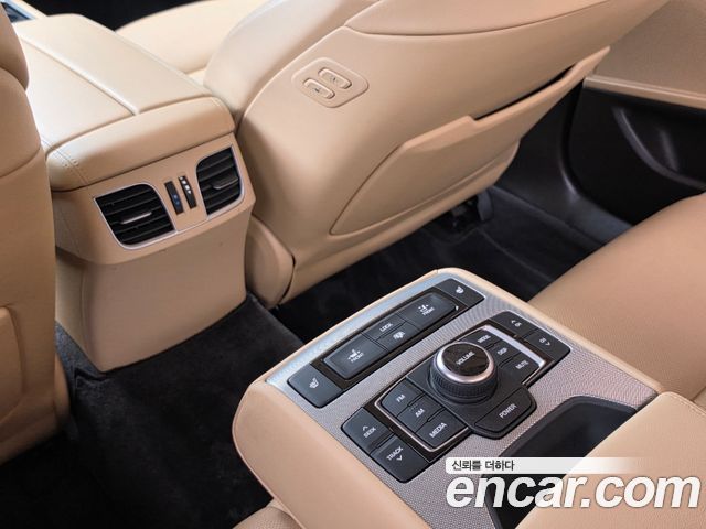 Genesis G80 2.2D AWD Premium Luxury 2018 — фото 22