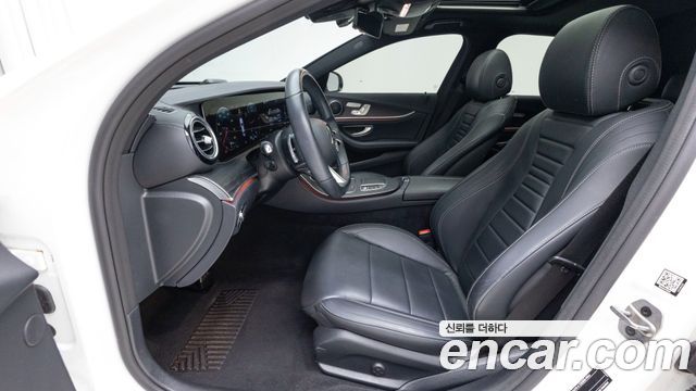 Mercedes-Benz E-Class (W213) E220d 4MATIC AMG Line 2021 — фото 18