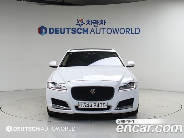 Jaguar XF (X260) 20d Portfolio 2019 — фото 3