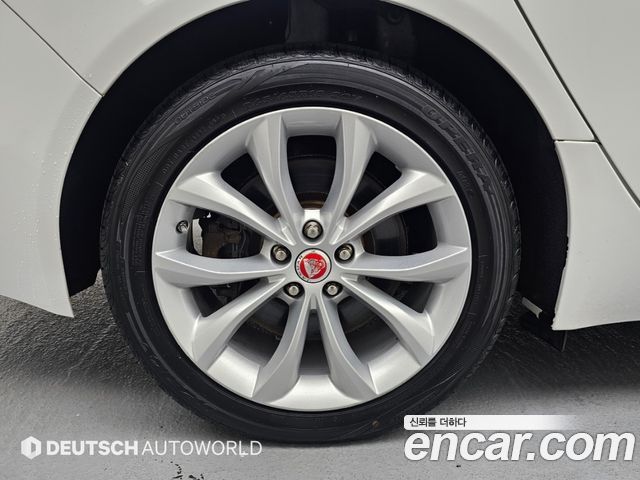 Jaguar XF (X260) 20d Portfolio 2019 — фото 5
