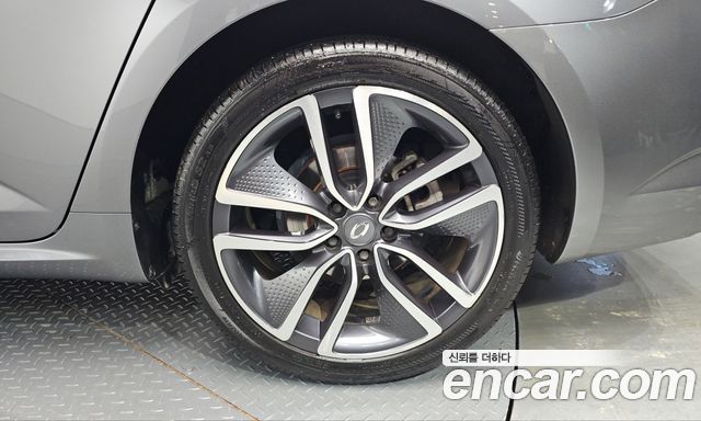 Renault Korea SM6 1.6 TCe RE 2017 — фото 21