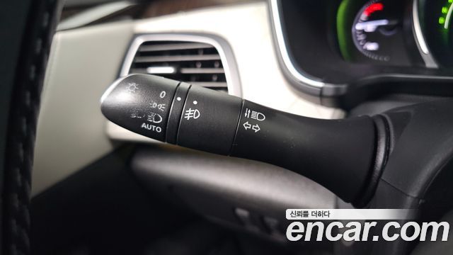 Renault Korea SM6 1.6 TCe RE 2017 — фото 29