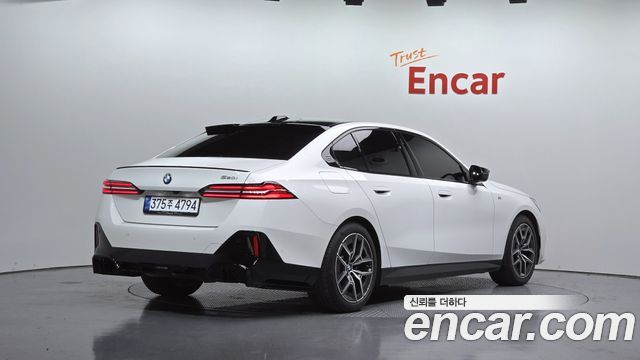 BMW 5 Series (G60) 520i M Sport 2025 — фото 2