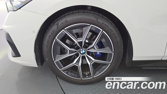 BMW 5 Series (G60) 520i M Sport 2025 — фото 5