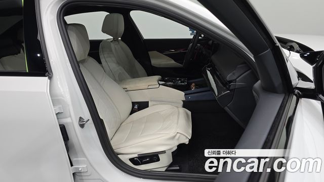 BMW 5 Series (G60) 520i M Sport 2025 — фото 26