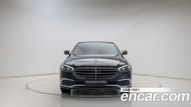 Mercedes-Benz E-Class (W213) E300e 4MATIC Exclusive 2021 — фото 3