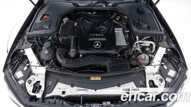Mercedes-Benz E-Class (W213) E300e 4MATIC Exclusive 2021 — фото 6