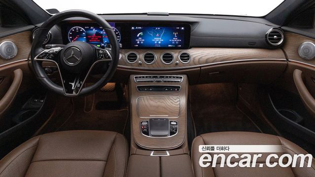 Mercedes-Benz E-Class (W213) E300e 4MATIC Exclusive 2021 — фото 7