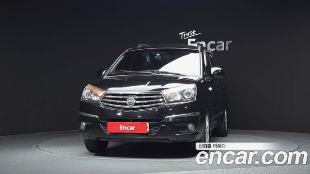 KG Mobility (SsangYong) Korando Turismo 2WD GT 11-seater 2014 — фото 3