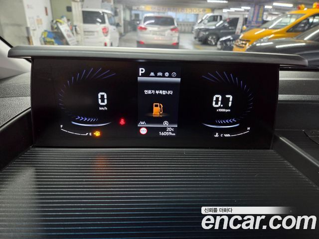 Hyundai Staria Cargo 3-Seater Smart 2023 — фото 8