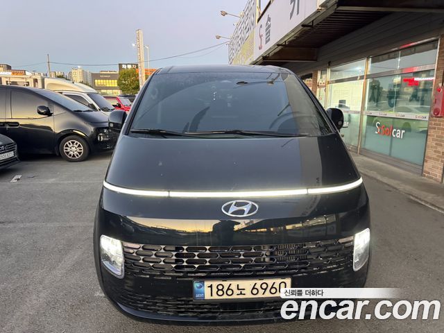 Hyundai Staria Tourer 9-Seater Modern 2023 — фото 3