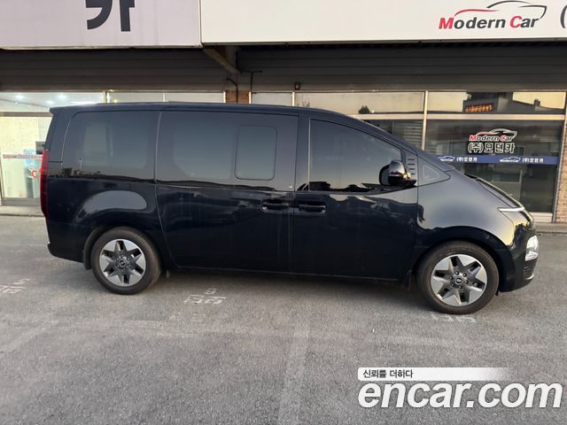 Hyundai Staria Tourer 9-Seater Modern 2023 — фото 4