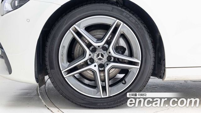Mercedes-Benz E-Class (W213) E250 AMG Line 2023 — фото 5