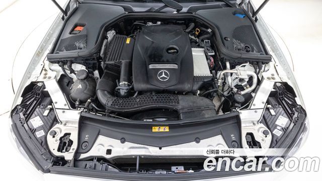 Mercedes-Benz E-Class (W213) E250 AMG Line 2023 — фото 6