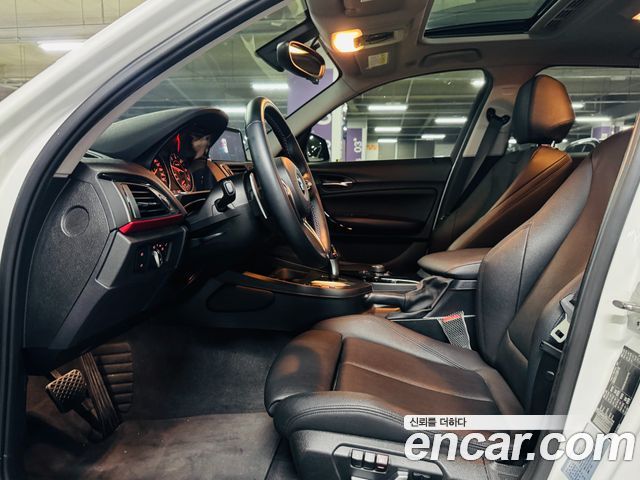 BMW 1 Series (F20) 118d Sport 5Door 2016 — фото 5
