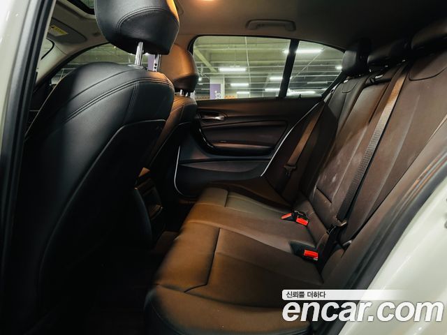BMW 1 Series (F20) 118d Sport 5Door 2016 — фото 6