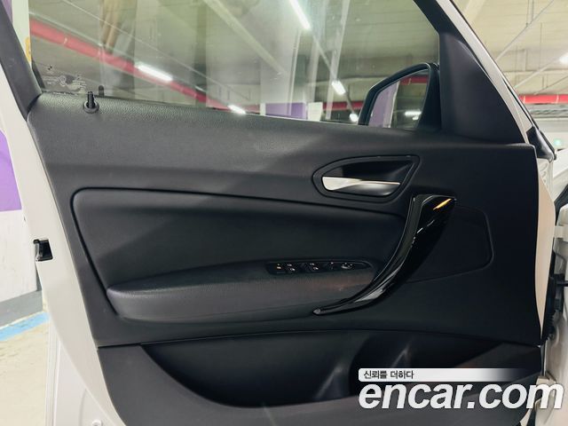 BMW 1 Series (F20) 118d Sport 5Door 2016 — фото 23