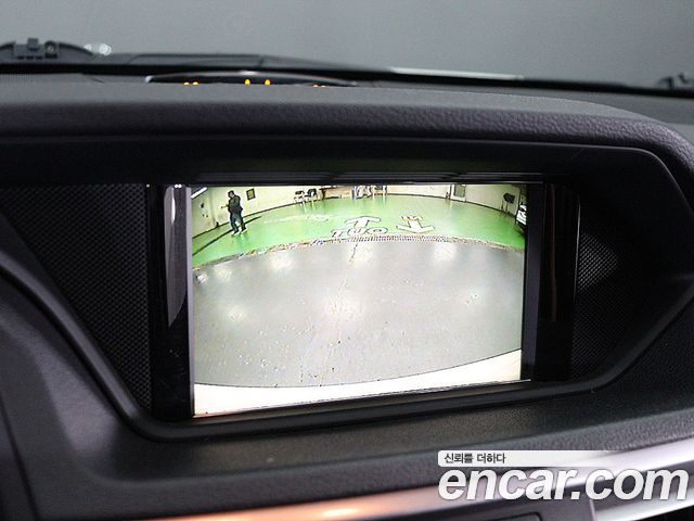 Mercedes-Benz E-Class (W212) E200 CGI 2011 — фото 17