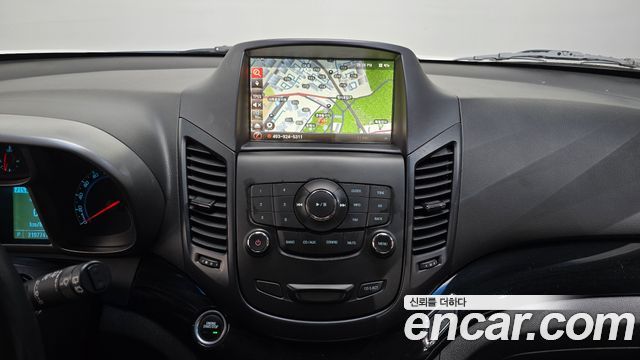 Chevrolet Orlando 2.0 Diesel LT Safety Pack 2014 — фото 18