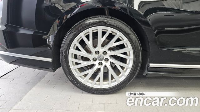 Audi A8 (D5) 50 TDI Quattro LWB 2021 — фото 5