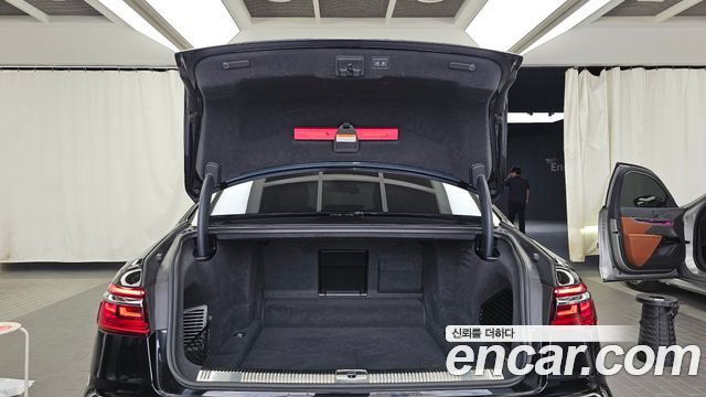 Audi A8 (D5) 50 TDI Quattro LWB 2021 — фото 20