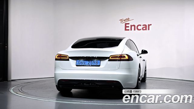 Tesla Model S AWD 2023 — фото 4