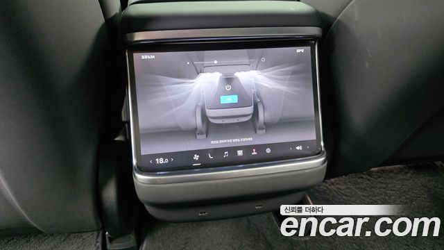 Tesla Model S AWD 2023 — фото 19
