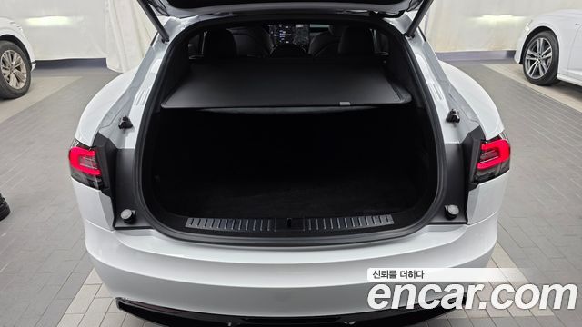 Tesla Model S AWD 2023 — фото 20
