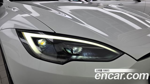 Tesla Model S AWD 2023 — фото 22