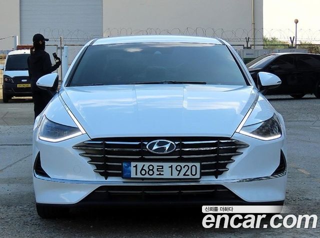 Hyundai Sonata (DN8) 2.0 LPG Modern