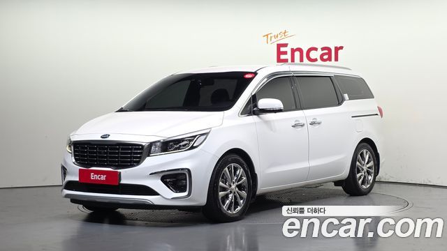 Kia Carnival 9-Seater Noblesse Special