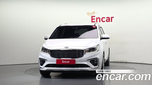 Kia Carnival 9-Seater Noblesse Special 2019 — фото 3