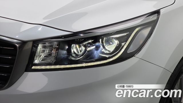 Kia Carnival 9-Seater Noblesse Special 2019 — фото 22